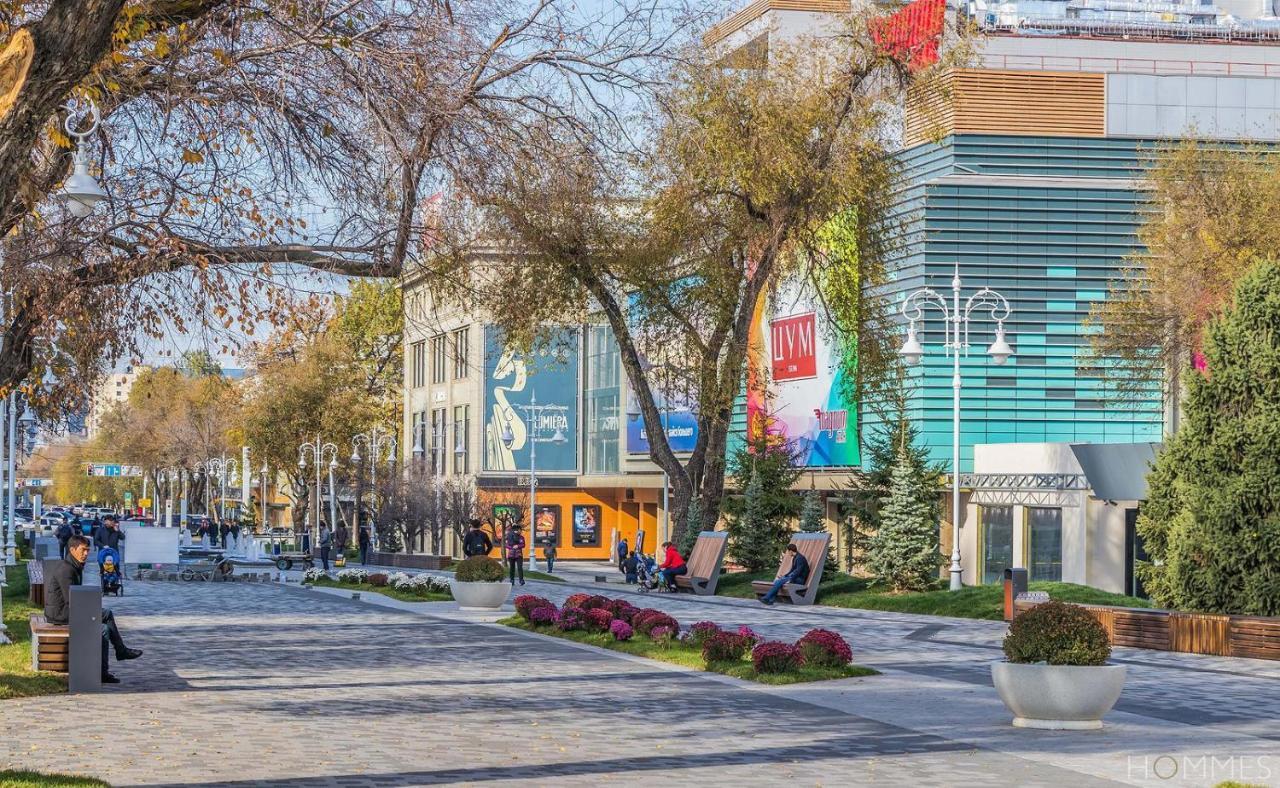 Уютная 2 Ком-Я Квартира В Центре Города, Район "Арбата" Apartment Алма Ата Екстериор снимка
