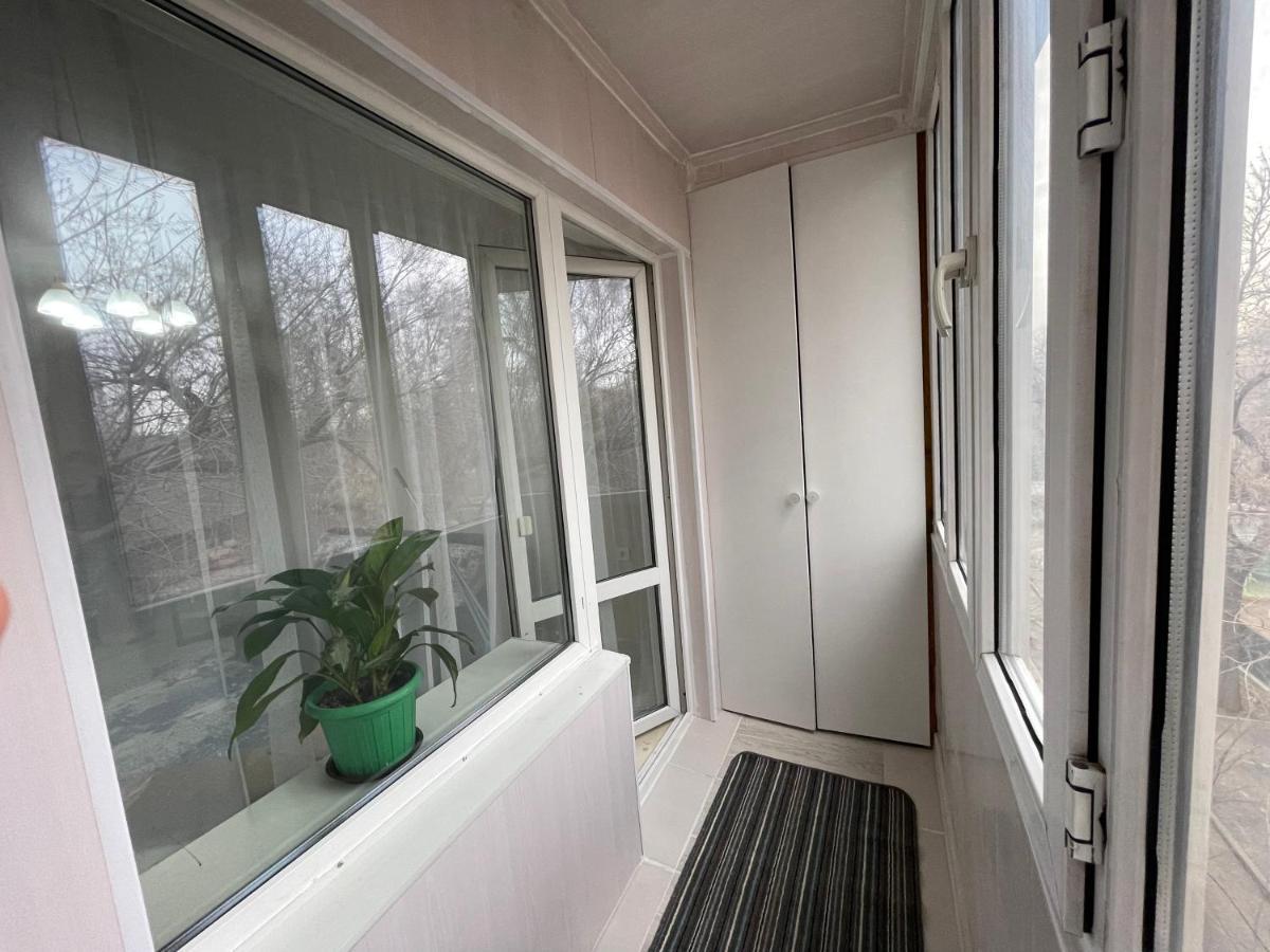 Уютная 2 Ком-Я Квартира В Центре Города, Район "Арбата" Apartment Алма Ата Екстериор снимка
