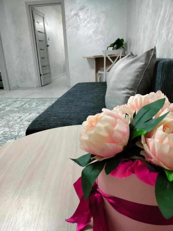 Уютная 2 Ком-Я Квартира В Центре Города, Район "Арбата" Apartment Алма Ата Екстериор снимка
